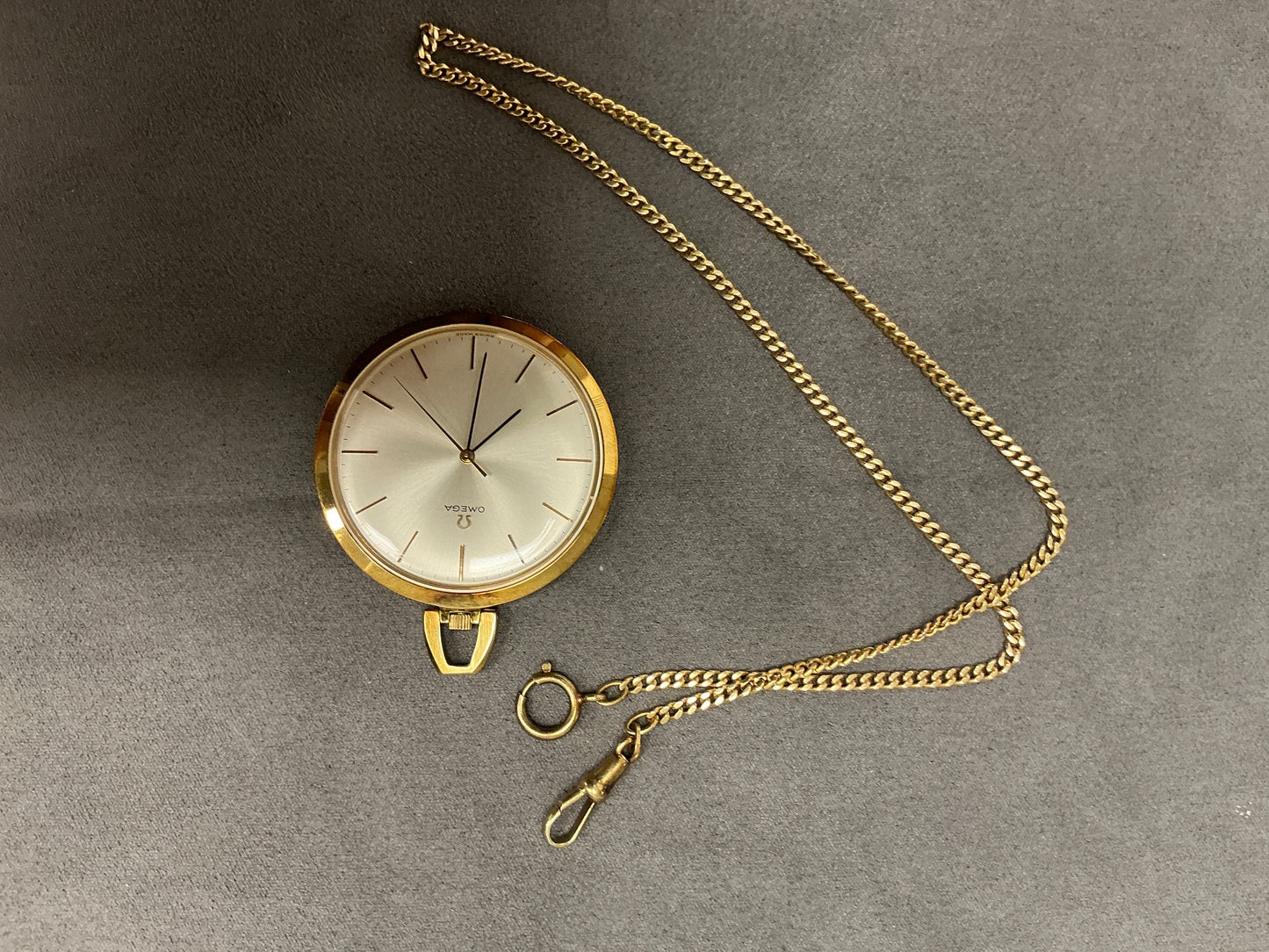 Taschen Uhr Omega mit Kettel 585 Gold