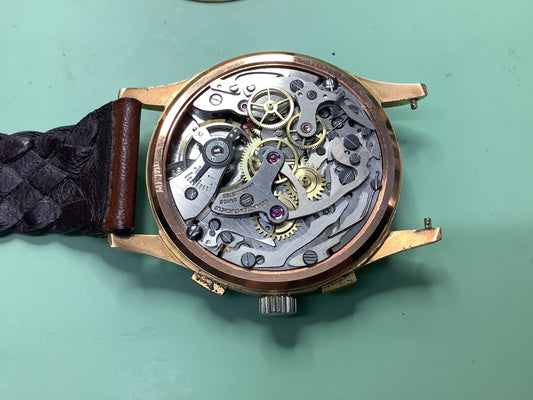 Chronographe Suisse Antimagnetic 18K Gold (38mm)